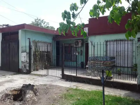 Casa en Venta en Villa Santos Tesei, Partido de Hurlingham