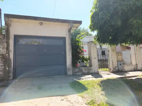 Casa en Venta en Burzaco, Partido de Almirante Brown