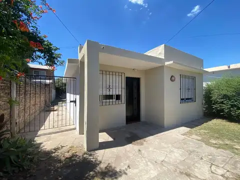 Casa en Venta en Mariano Acosta, Partido de Merlo
