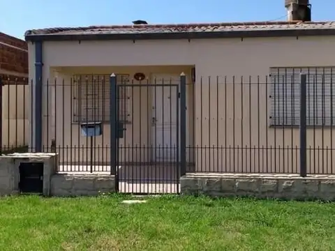 Casa en Venta en Miramar, Partido de General Alvarado