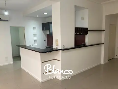 Departamento en Venta en Acassuso Vias  /  Santa Fe, Acassuso