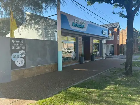 Local en Venta en Pilar, Las Colonias