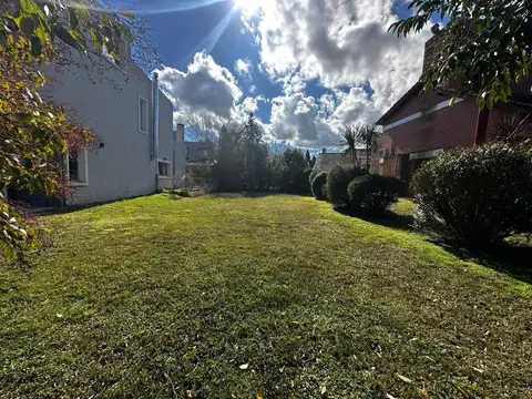 Terreno en Venta en Las Brisas Country Club, Countries y Barrios Cerrados en Pilar