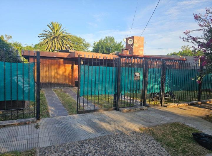 Casa · 400m² · 3 Ambientes