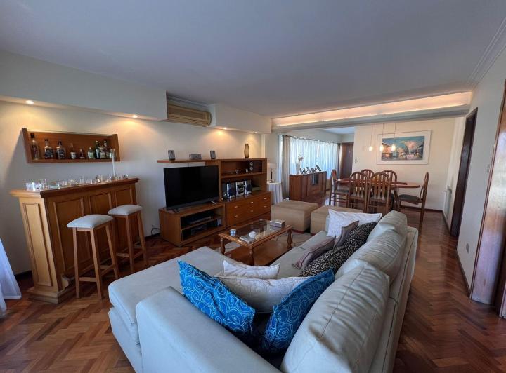 Departamento · 209m² · 6 Ambientes