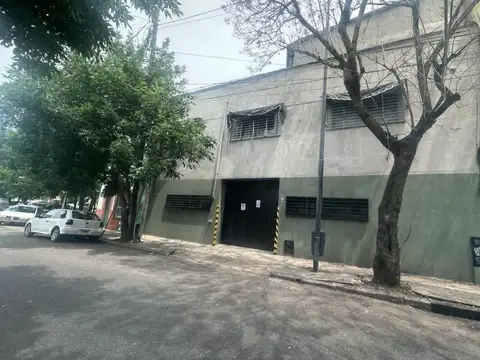 Galpón en Venta en Barracas, CABA