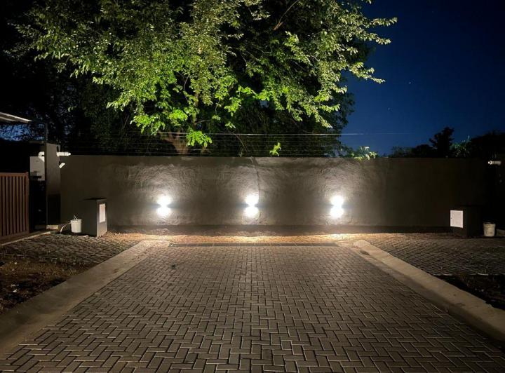 Casa · 160m² · 6 Ambientes · 2 Cocheras