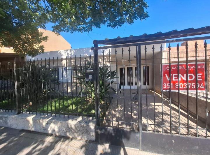 Casa · 193m² · 6 Ambientes · 1 Cochera
