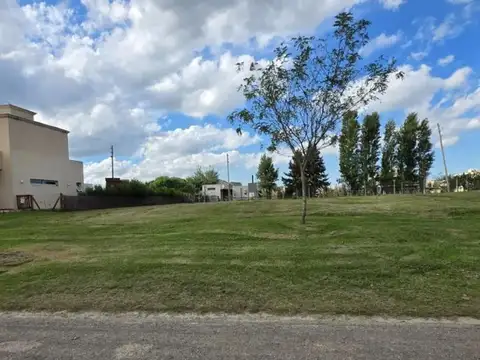 Terreno en Venta en San Lucas, Canning