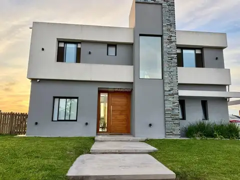 Casa en Alquiler en San Sebastian, Countries y Barrios Cerrados en Escobar