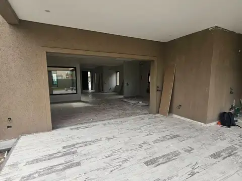 Casa en Alquiler en Santo Tomas, Countries y Barrios Cerrados en Pilar