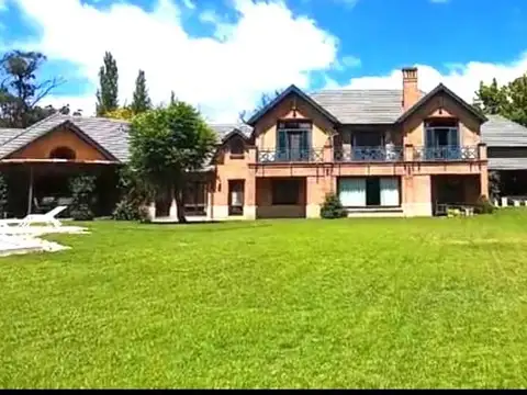 Casa en Venta en Abril Club De Campo, Countries y Barrios Cerrados en Berazategui