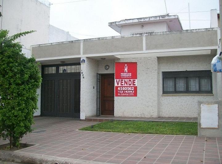 Casa · 292m² · 10 Ambientes · 4 Cocheras