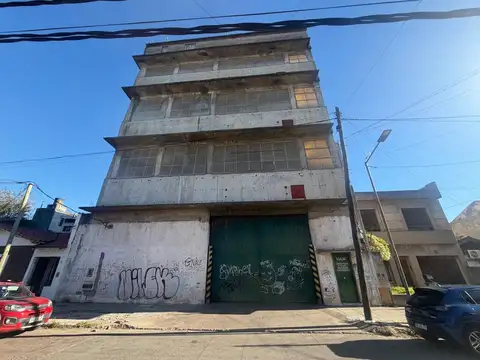 Galpón en Venta en Villa Lynch, Partido de General San Martín