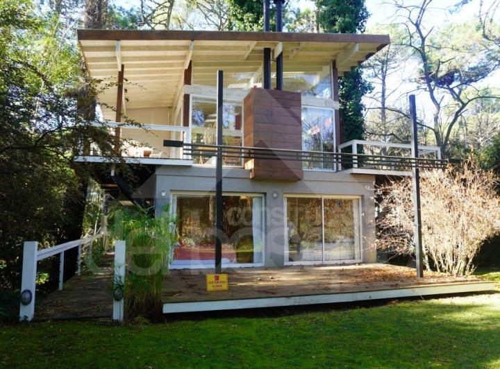 Casa · 347m² · 4 Ambientes