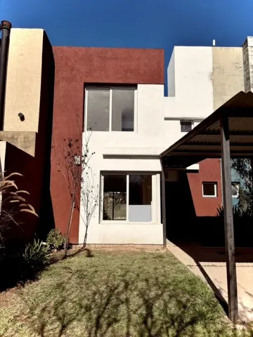 Villa Rivera Indarte Catalinas alquilo duplex 3 dorm.2,5 baños, radiadores caldera individual, patio asador cochera techada