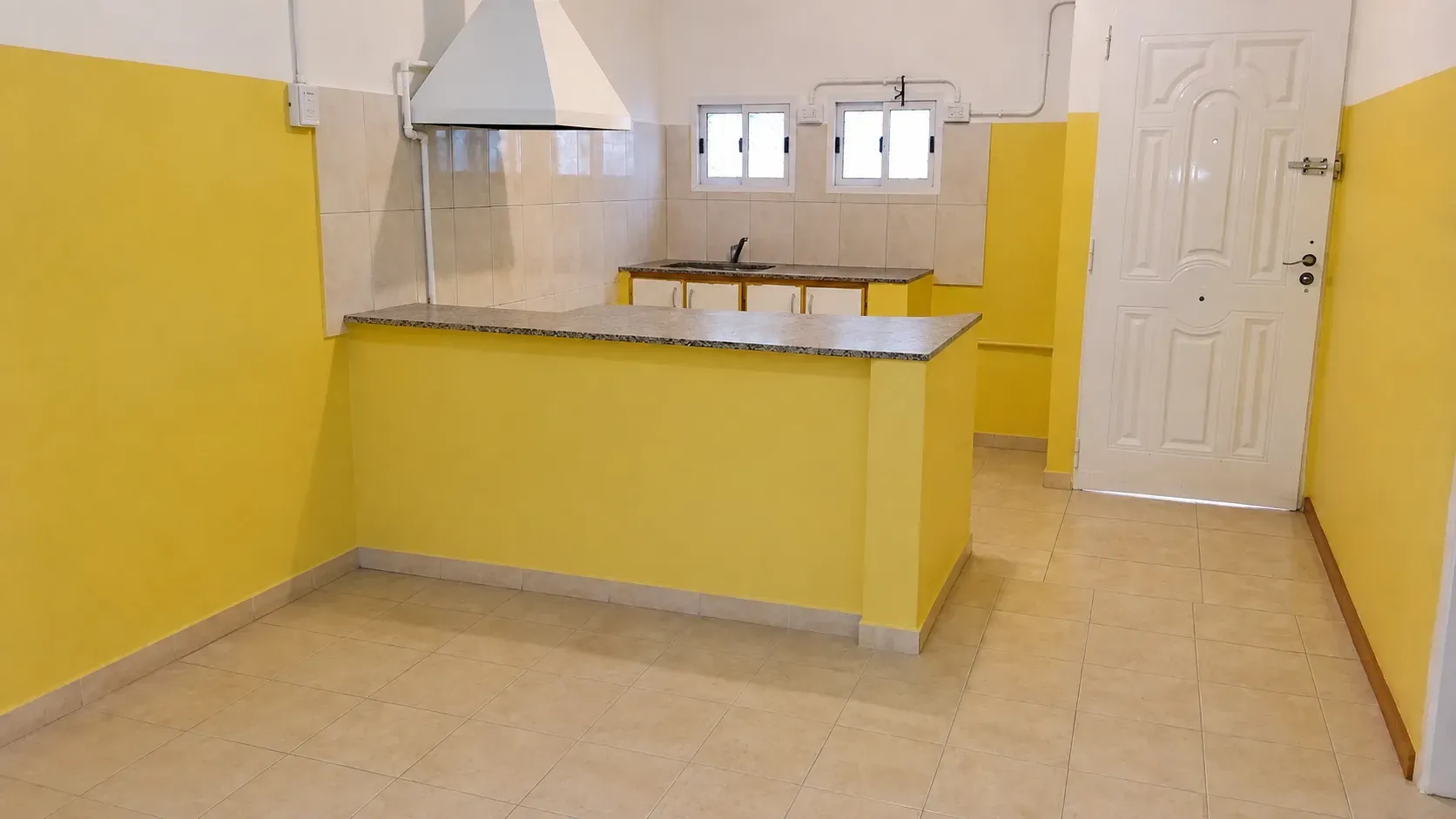 CASA DE 3 DORMITORIOS + 2 DEPARTAMENTOS EN VENTA B° COLON !!!