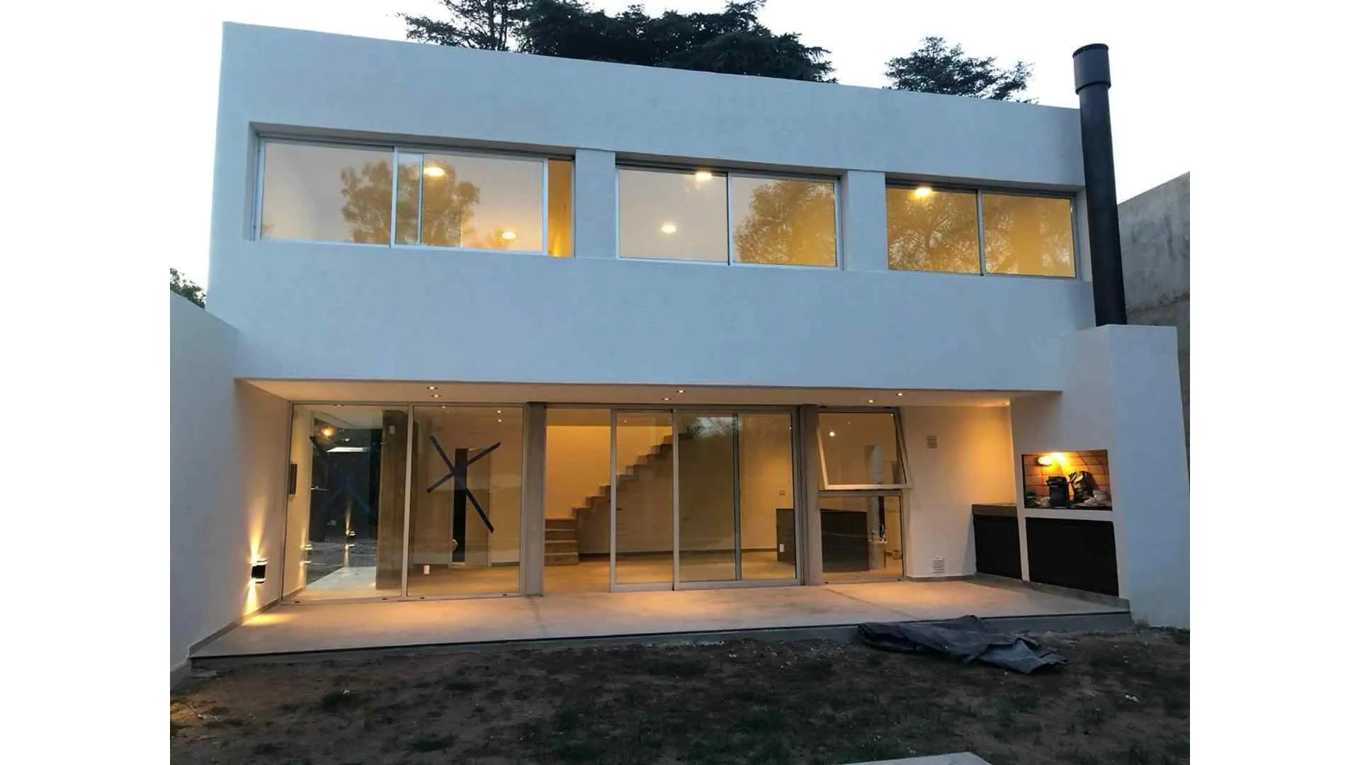 LA CAROLINA VILLAGE, EXCLUSIVO HOUSING