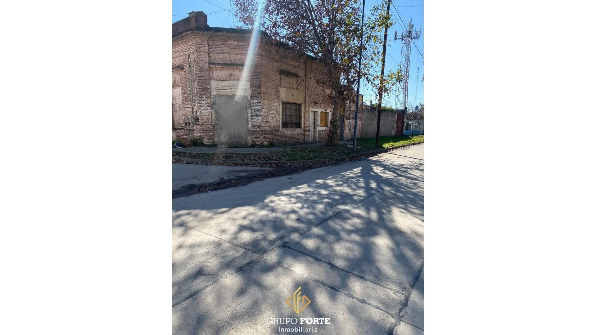 LOTE ESQUINA DE 839 M² | GRAN POTENCIAL DE DESARROLLO