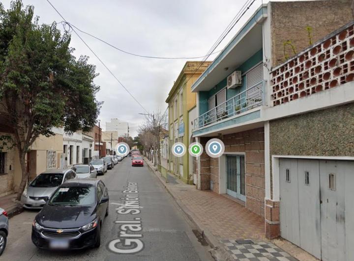 Casa · 197m² · 5 Ambientes · 1 Cochera