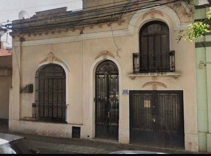 Casa · 150m² · 4 Dormitorios · 1 Cochera
