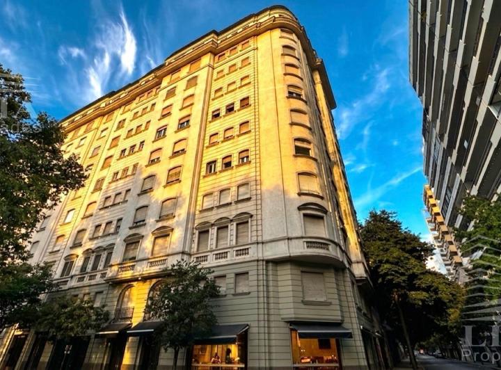Departamento · 144m² · 8 Ambientes · 1 Cochera