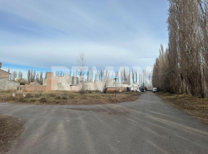 Terreno · 331m²