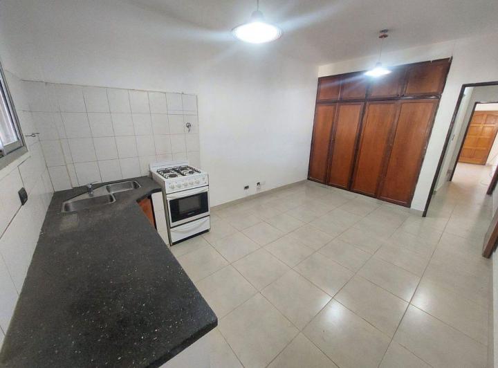 Casa · 105m² · 6 Ambientes · 1 Cochera