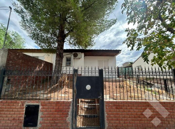 Casa · 86m² · 3 Ambientes · 1 Cochera