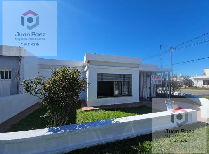 Casa · 98m² · 4 Ambientes · 1 Cochera