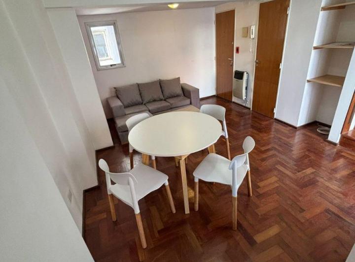 Departamento · 65m² · 8 Ambientes