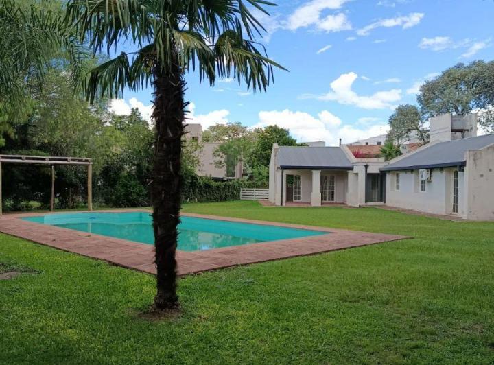 Casa · 197m² · 5 Ambientes · 1 Cochera