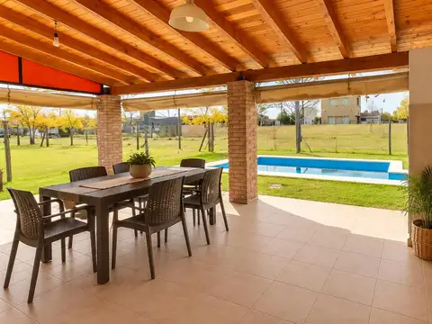 Casa en Venta en Roldan, San Lorenzo