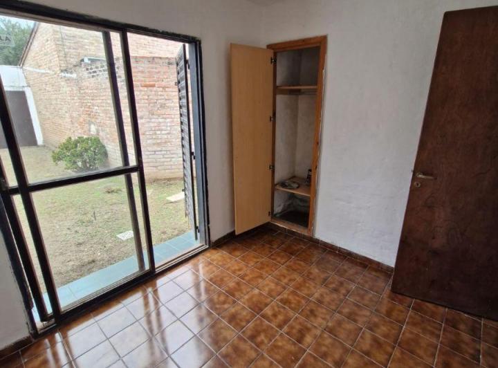 Casa · 100m² · 6 Ambientes · 2 Cocheras
