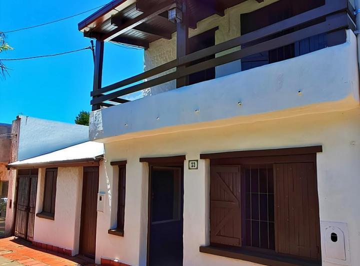 Casa · 200m² · 5 Ambientes