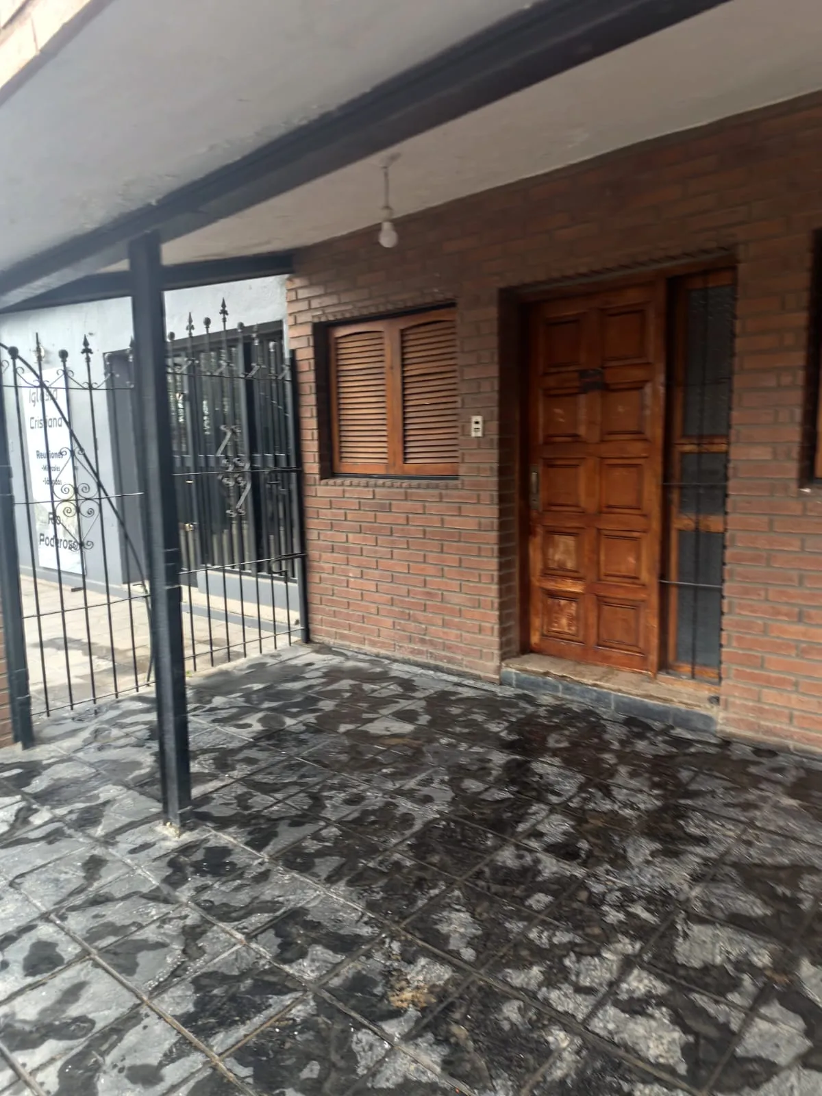 Se ALQUILA casa 2 dorm en Bº Arguello