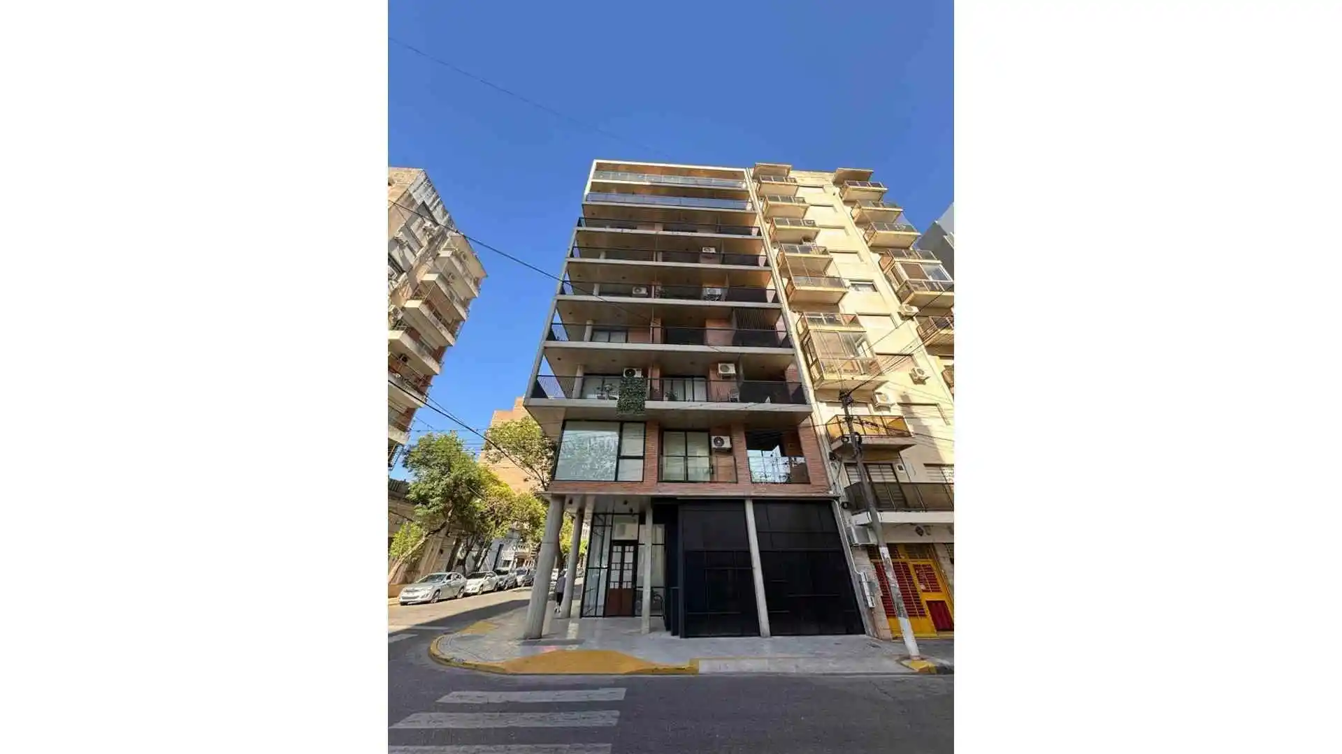3 DORMITORIO A ESTRENAR CON PARRILLERO - PISO EXCLUSIVO