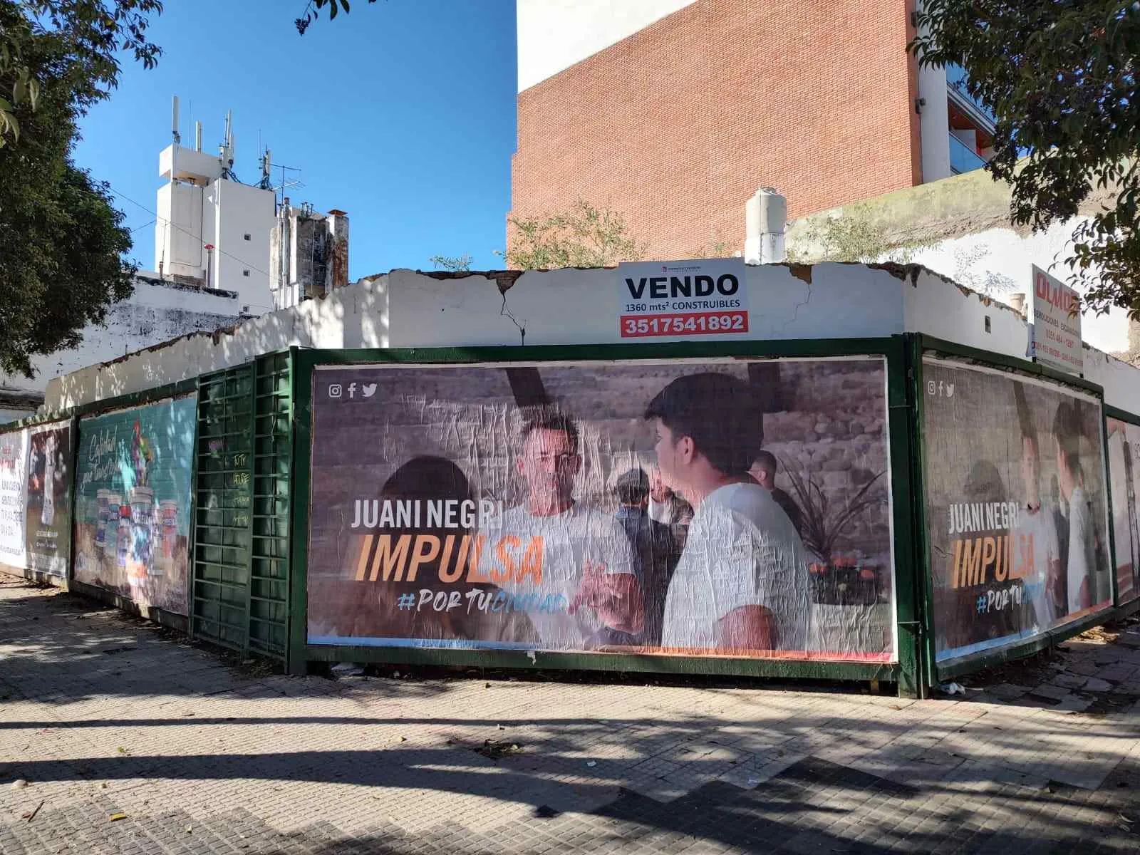 Lote esquina!! Ideal constructora MEJOR UBICACION COFICO