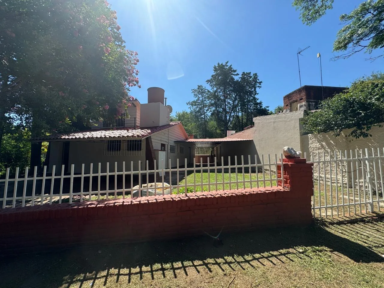 CASA + DPTO EN VENTA EN ESTANCIA VIEJA GRAN OPORTUNIDAD