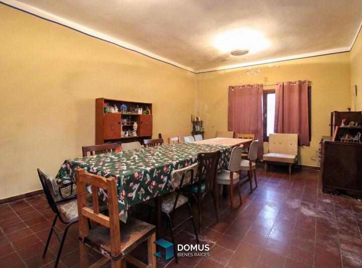 Casa · 100m² · 4 Dormitorios · 1 Cochera