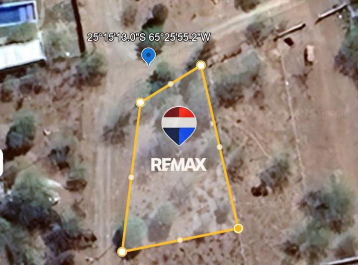 Terreno · 610m²