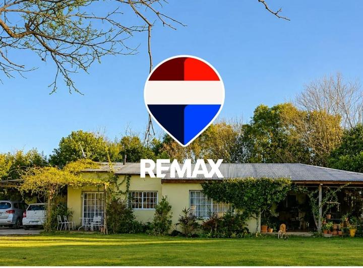 Casa · 220m² · 5 Ambientes · 2 Cocheras
