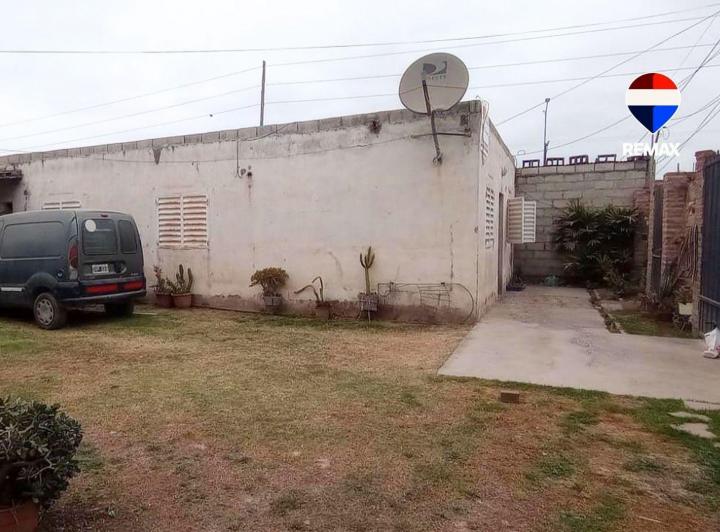 Casa · 95m² · 4 Ambientes · 1 Cochera