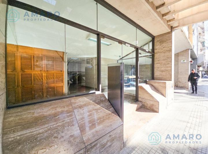 Oficina comercial · 114m² · 4 Ambientes · 2 Cocheras
