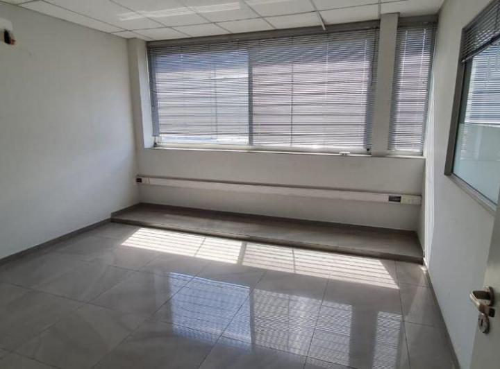 Local comercial · 600m²