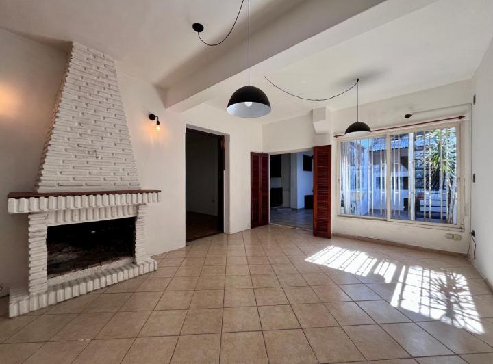 Casa · 195m² · 6 Ambientes · 1 Cochera