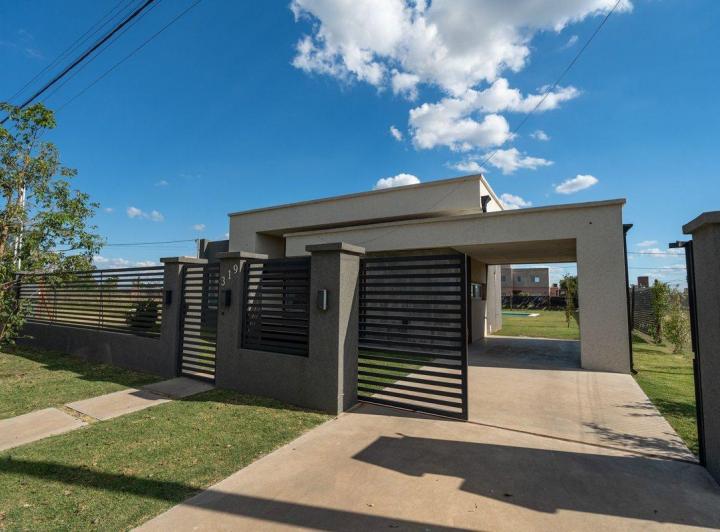 Casa · 81m² · 3 Ambientes · 1 Cochera
