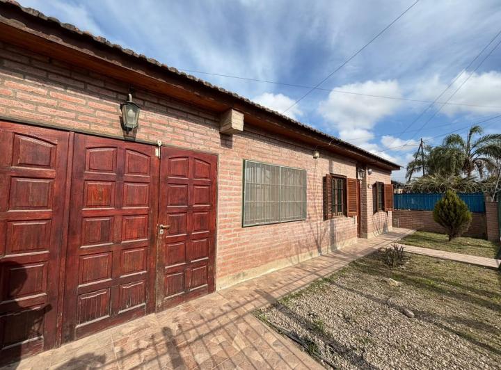 Casa · 126m² · 2 Dormitorios · 1 Cochera