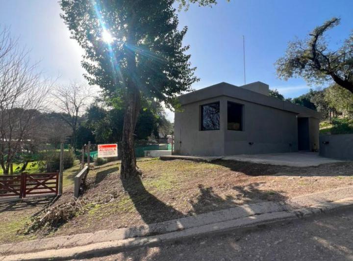 Casa · 130m² · 6 Ambientes · 2 Cocheras
