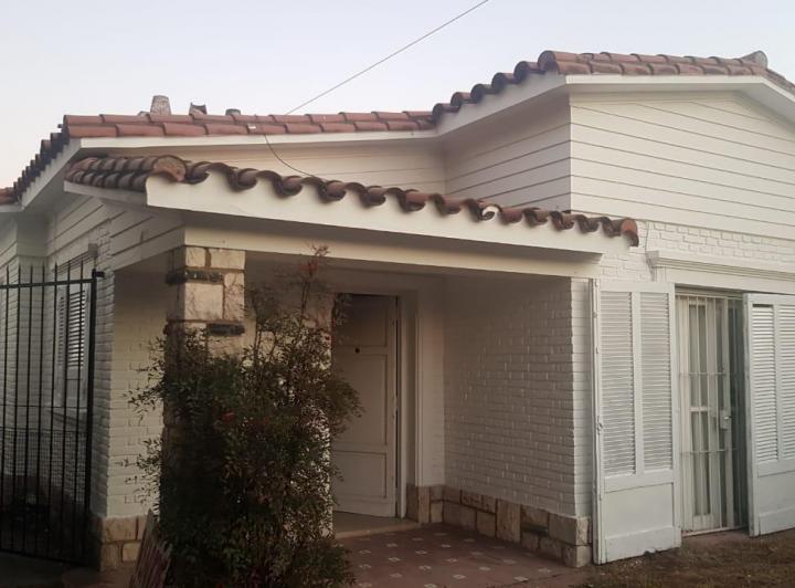 Casa · 150m² · 5 Ambientes · 2 Cocheras
